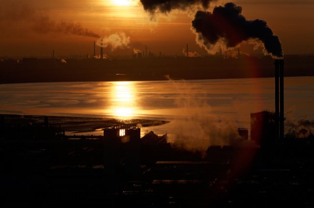 Runcorn: the start of Cadent's hydrogen gas future? Image by DMP Images (via Shutterstock).